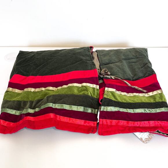 Dillards Trimsetter Velvet Christmas Tree Skirt 60" Round Green Red Stripes - Picture 2 of 8